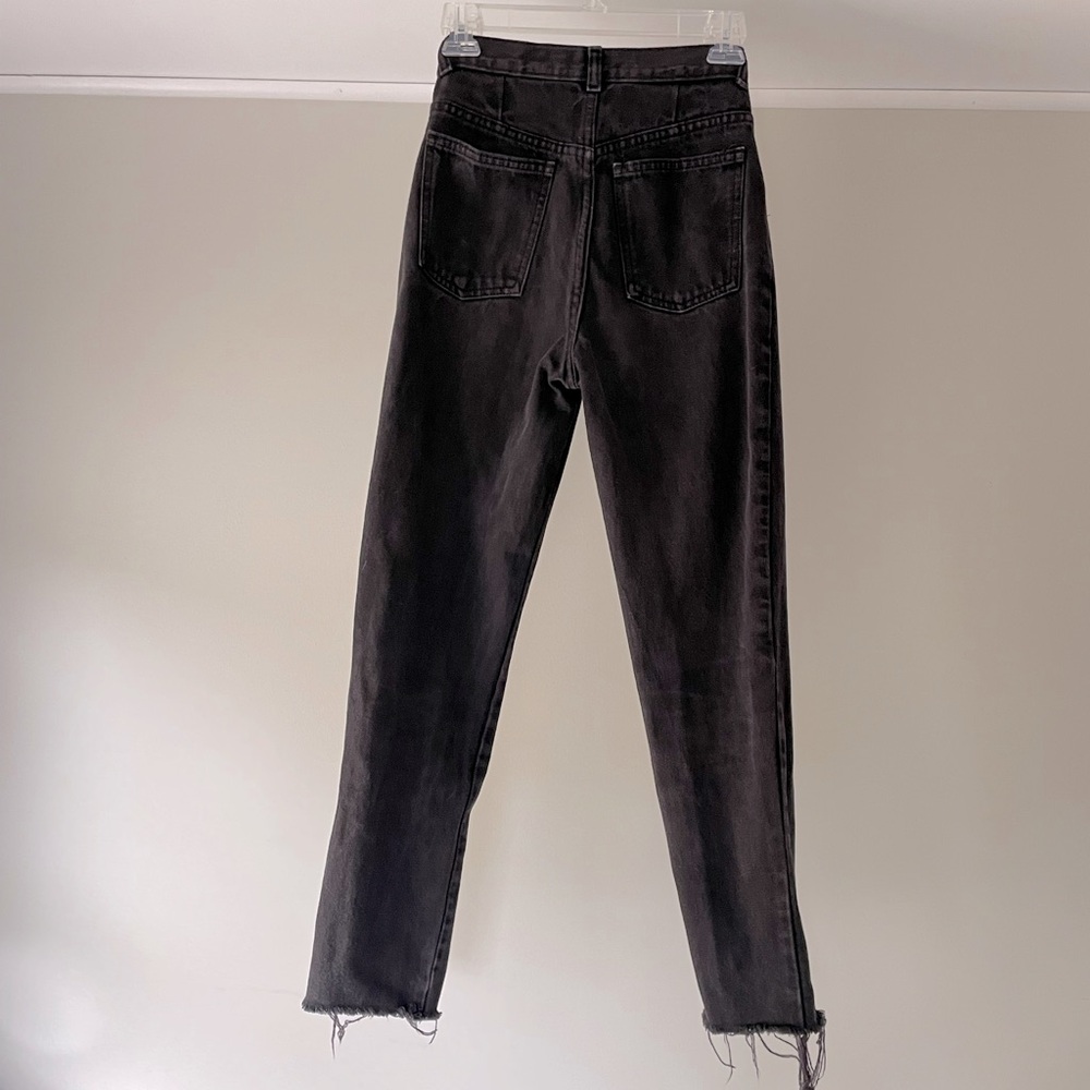 Vintage Workforce GAP Black wash Distressed Women's Jeans